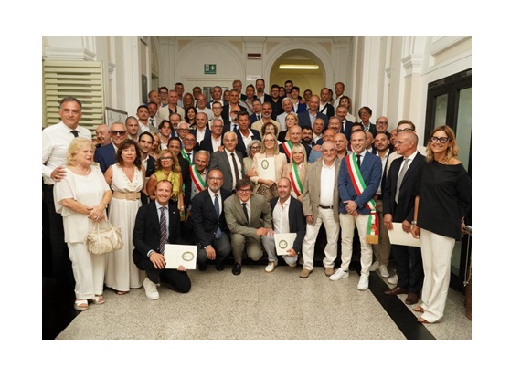 immagine articolo:ENCOMIO PER 43 REALTA' MARCHIGIANE, DALLO SPORT ALL'ARTIGIANATO
